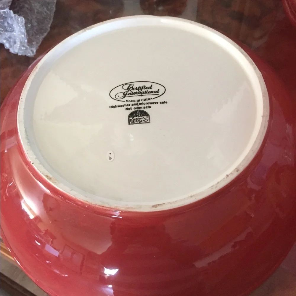 Susan Winget Le Rooster Salad Serving Bowl